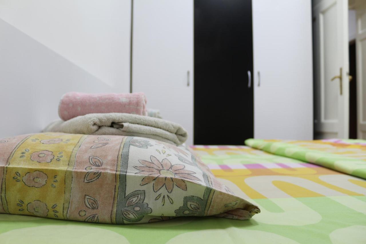 Ata Apartment Skopje Bagian luar foto